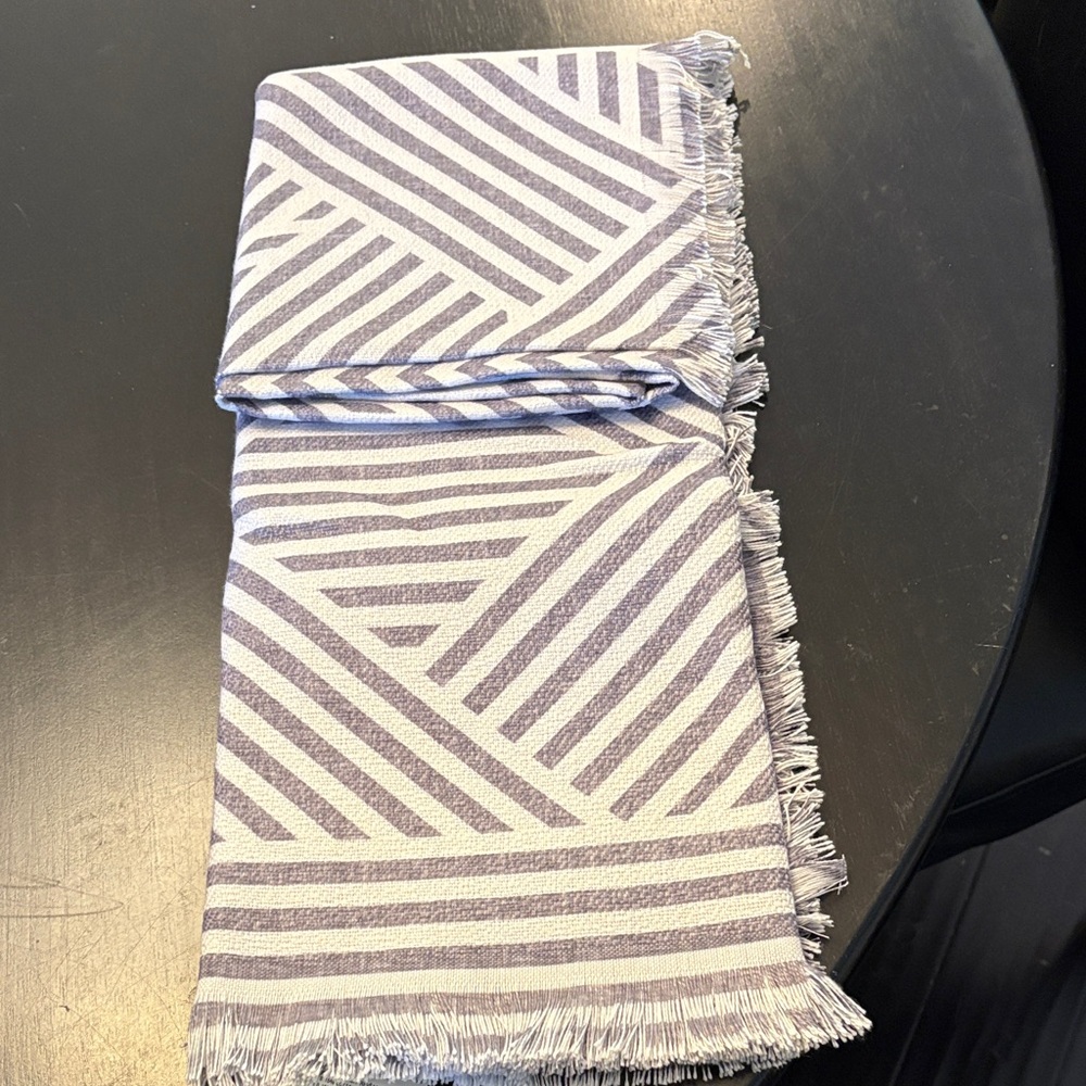 Geometric Patterned Throw Blanket - Purple and White